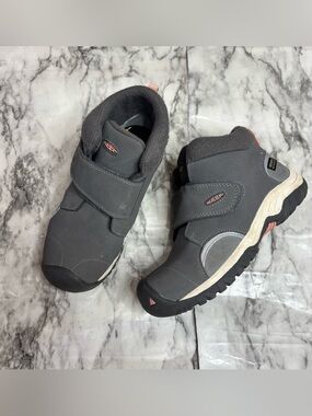 Keen Kids' Gray and Pink Hook-and-Loop Outdoor Boots size 1